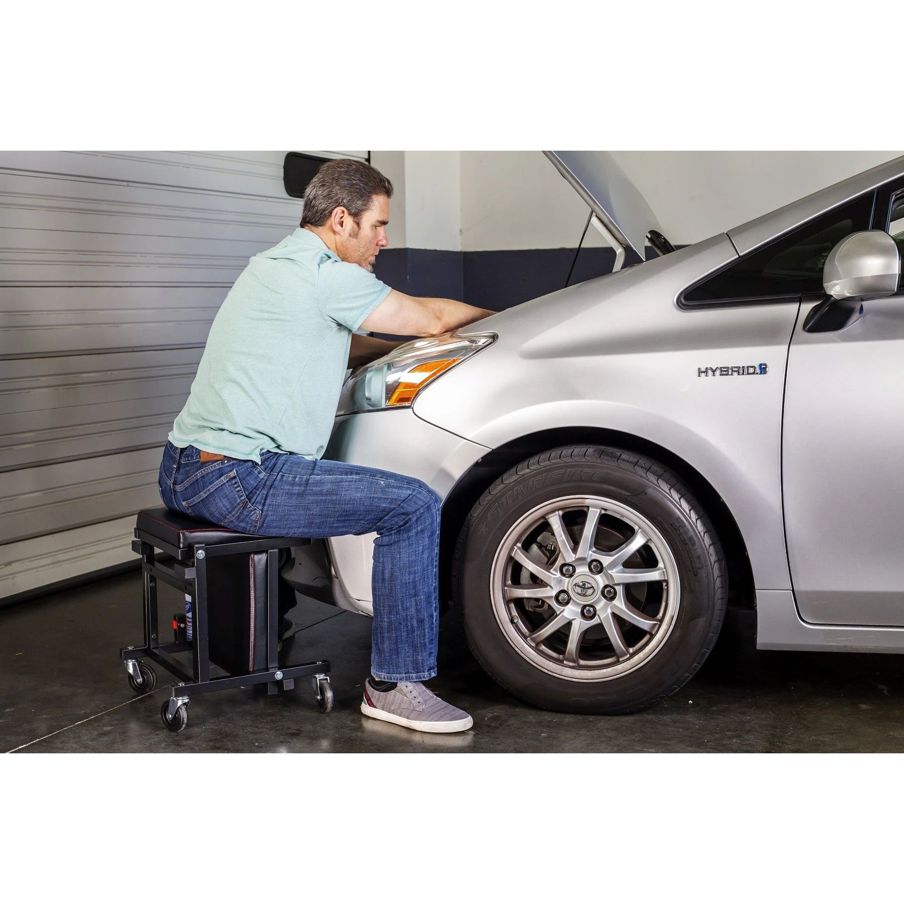 2-in-1 Low Creeper Seat / Roller Stool Powerbuilt 2-in-1 Low Creeper Seat / Roller Stool -Powerbuilt Shop